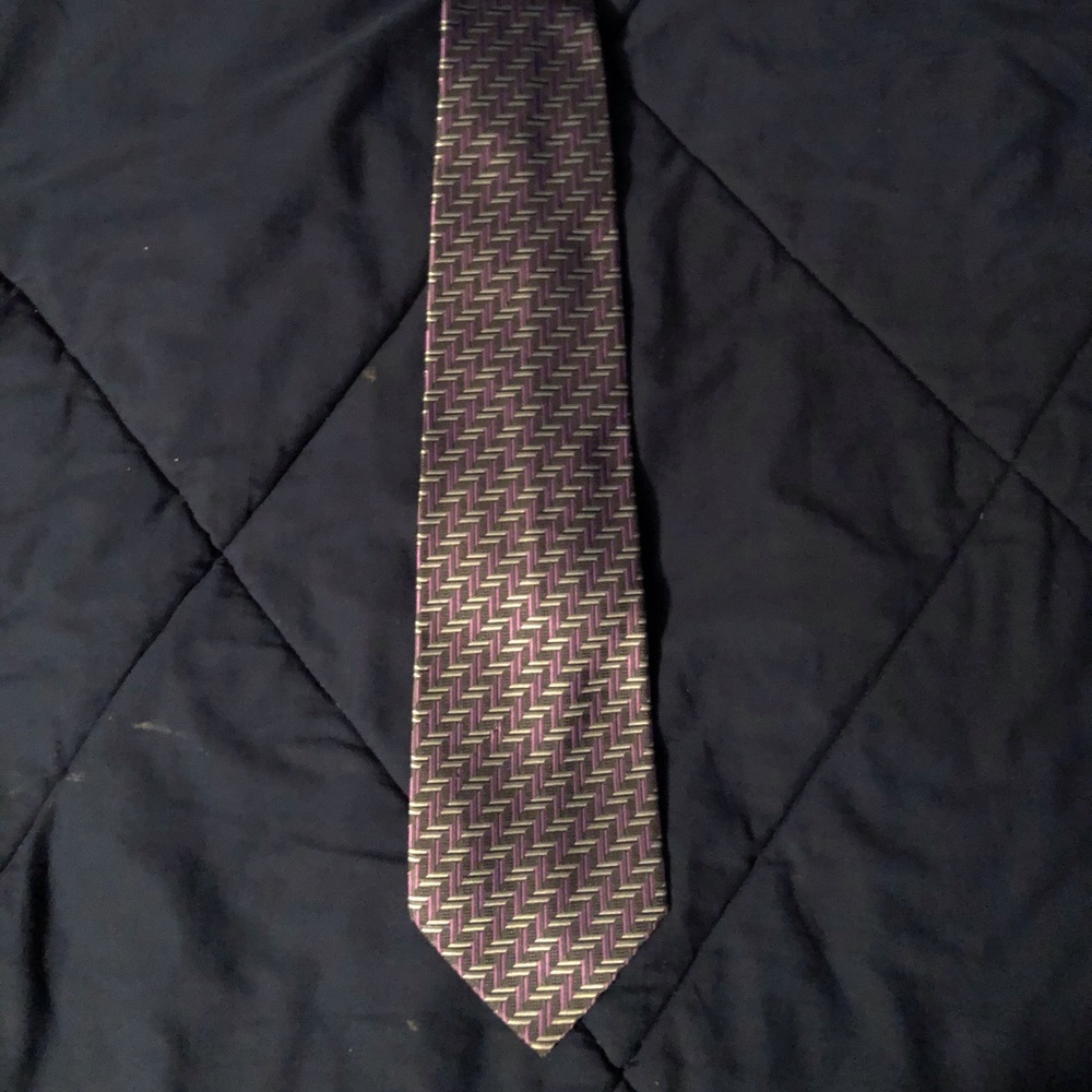 Geoffrey Beene Silk Tie